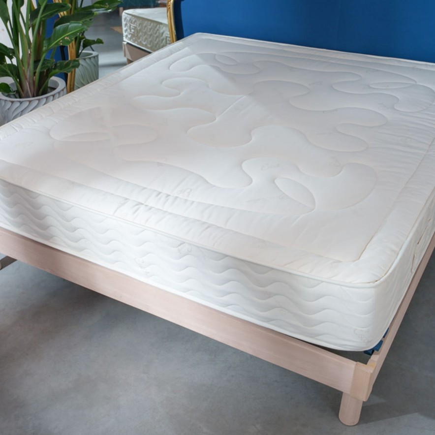 matelas latex avec sur matelas intégré